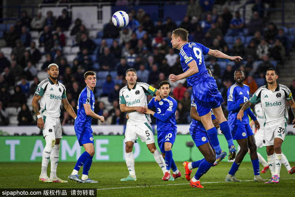 英超保级大战：莱斯特城与南安普顿谁能笑到最后？