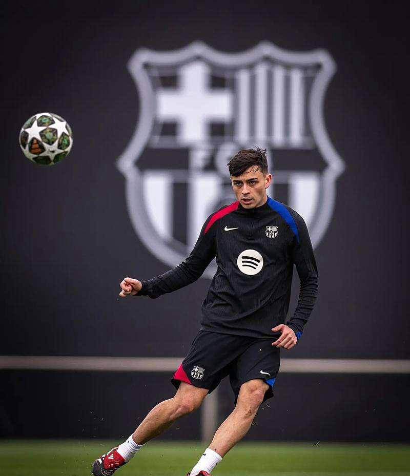 佩德里不计个人荣誉，专注团队成功